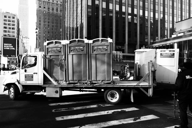 Portable Toilet Options We Offer in Inwood, NY